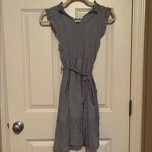 Elegant light blue Sleeveless Dress